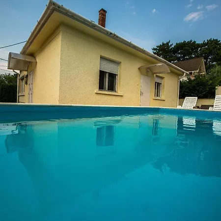 펜션 Privathaus Mit Pool Und Garten In 시오포크